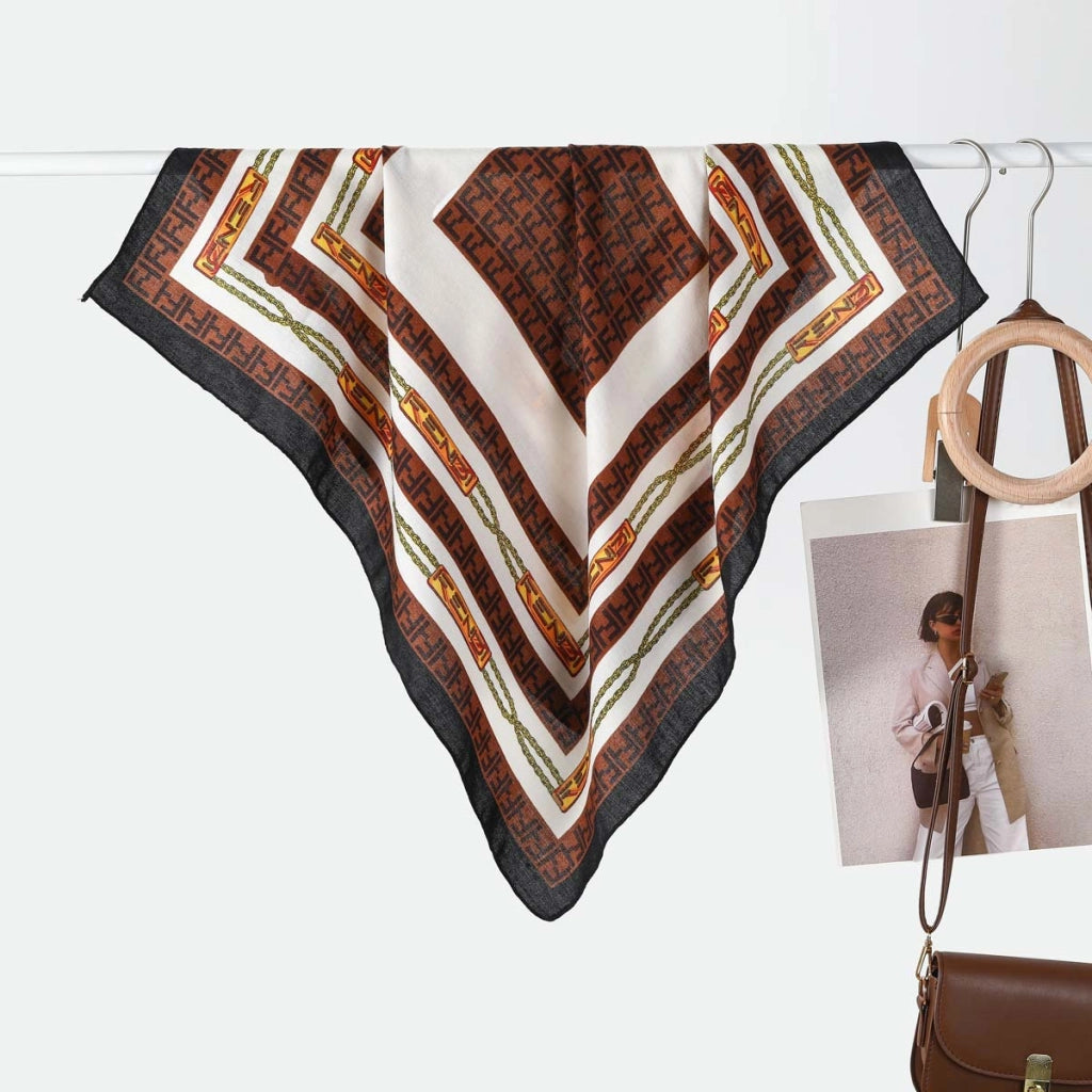 Sciarpa/foulard da donna versatile, semplice e calda