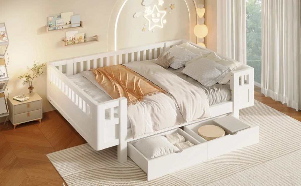 Letto a piattaforma per cameretta con spondine alte e due cassetti, in legno massiccio e MDF bianco 140 × 200 cm