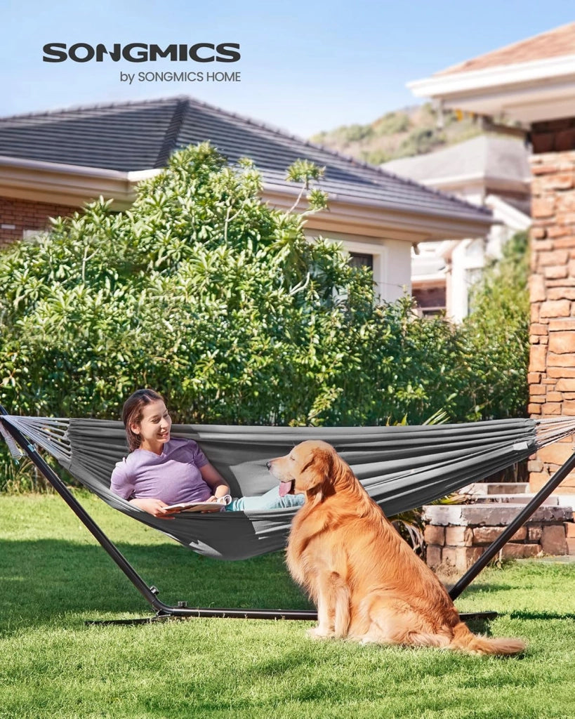 SONGMICS Amaca con Supporto, Amaca di 210 x 150 cm, 5 Altezze Regolabili, Portatile con Sostegno in Metallo, Max. Portata di 240 kg, per Giardino Terrazzo, Supporto Nero e Amaca Grigia GHS001G01