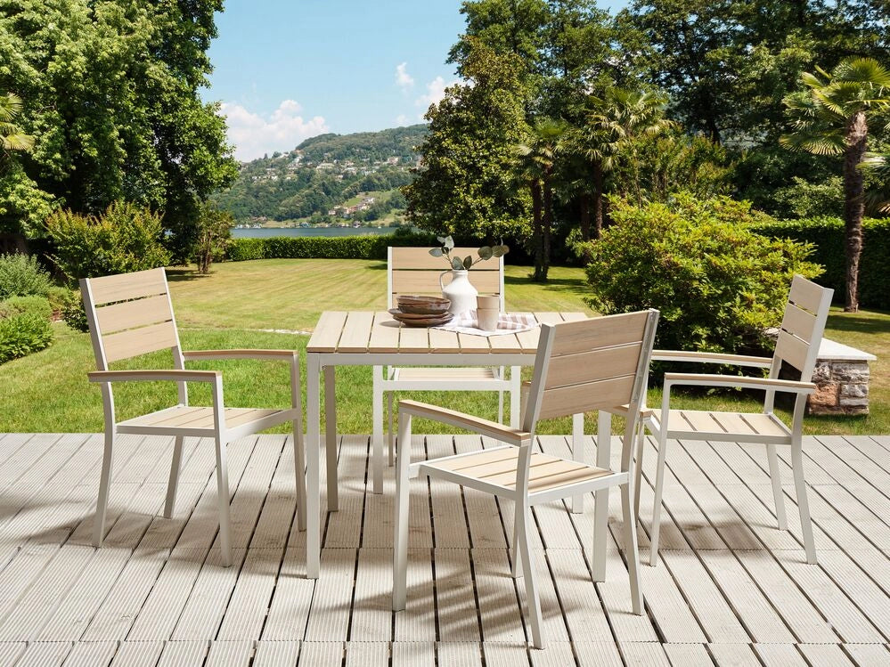 Set da pranzo all'aperto tavolo e 4 sedie design a doghe beige e alluminio bianco