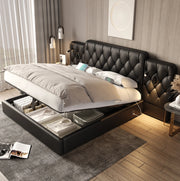Letto matrimoniale 180x200 cm in pelle PU nera con testiera allungata; luci LED da lettura e USB