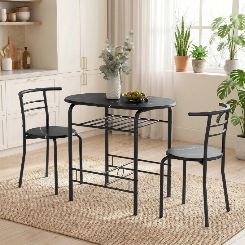 Set tavolo da pranzo con 2 sedie e ripiano effetto marmo nero