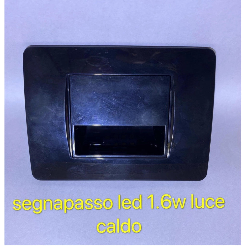 Trade Shop - Segnapasso Led Da Incasso Nero 1.6w Luce Calda Per Scale E Corridoi -
