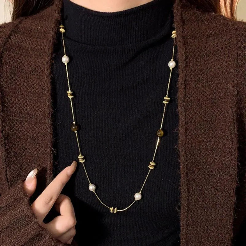 Collana vintage con perle occhio di tigre, realizzata a mano con perline