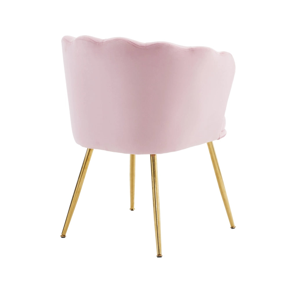 Poltrona imbottita in velluto rosa con schienale a petalo e gambe metalliche dorate