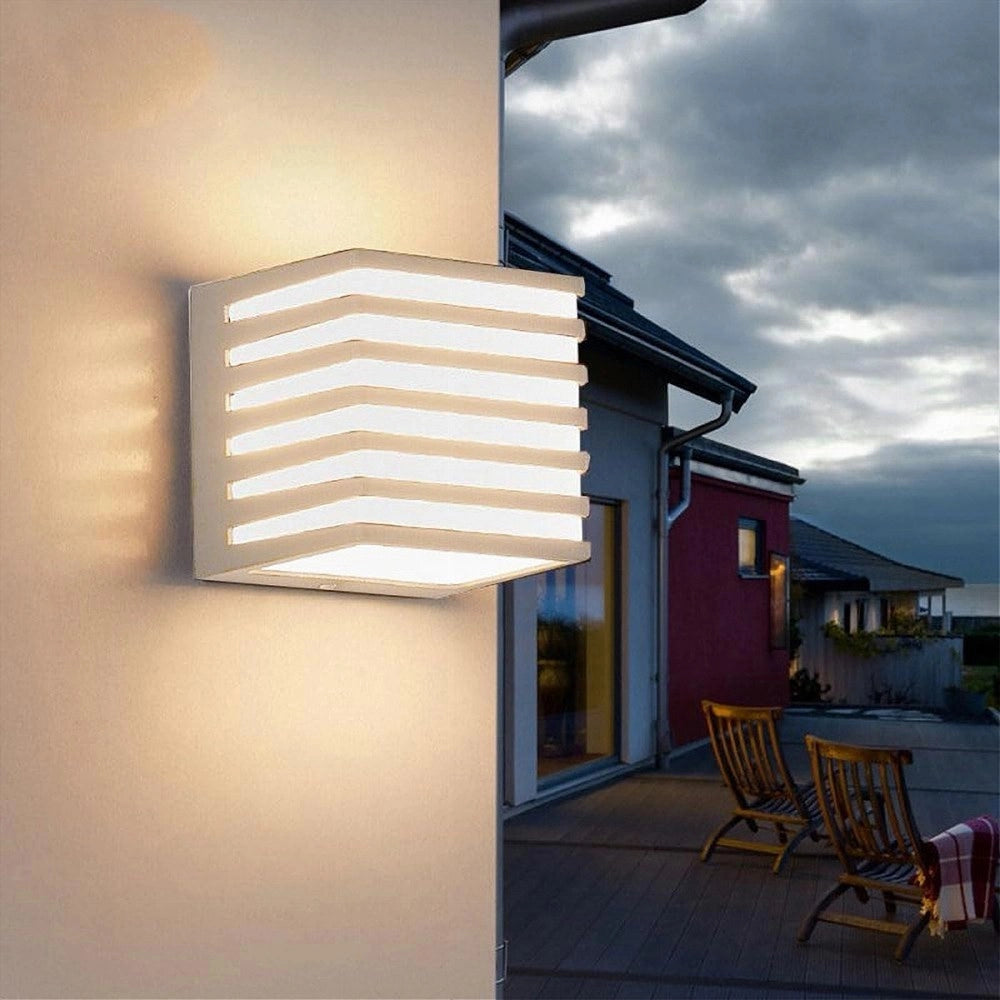 Trade Shop - Applique Muro Esterno Led 10w Lampada Decorativa Strisce Cubo Bianco Ip54 B110-b - -bianco Caldo      -