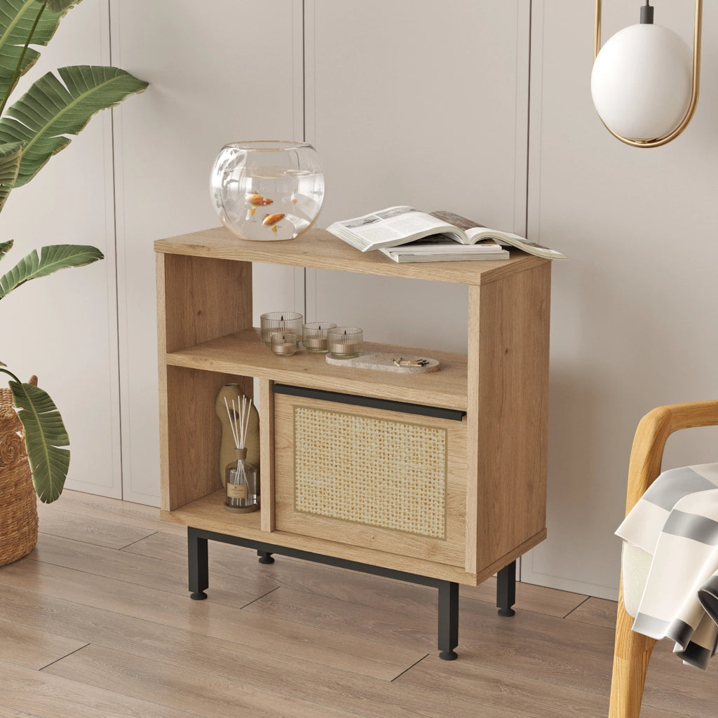 Tavolino Laterale da Divano Kvænangen 60x60x26 cm Effetto Rovere / Rattan [en.casa]