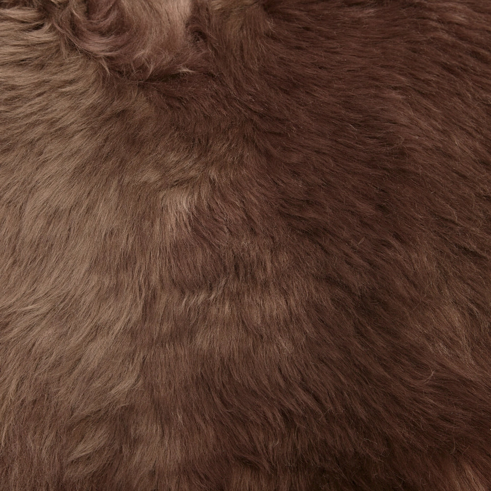 Tappeto in pelle di pecora marrone scuro 65 x 110 cm a pelo lungo naturale in stile rustico