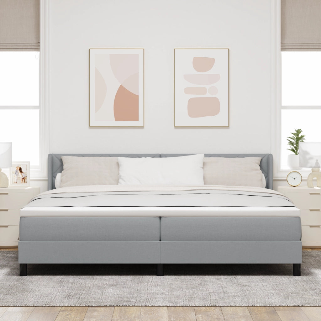 Box Spring Bed con Materasso Grigio Chiaro 200x200 cm Tessuto