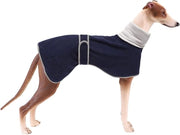 Giacca da Cani con Striscia Riflettente, Cintura Adattabile e Fleece di Poliestere morbido - Adatto per Greyhounds, Lurchers e Whippets - Blu Navy - XS