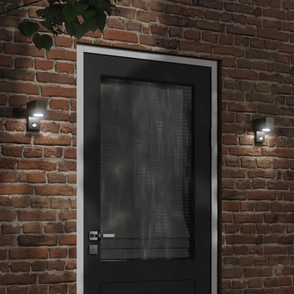 Applique con Sensore Nera in Alluminio Pressofuso CFW1810160