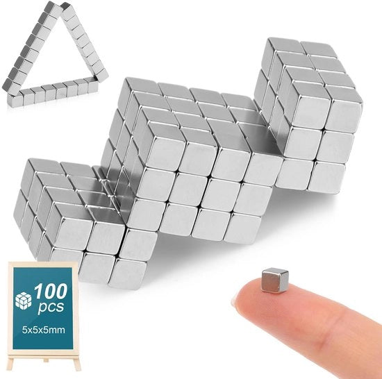 100 piccoli cubi magnetici quadrati forti, minimagneti per frigorifero, lavagna bianca e progetti di fai da te (5x5x5mm)