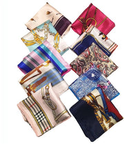 Bandana a Quadrettini Colorati Multifunzionale - Piccola Sciarpa Quadrata - 10 Pezzi - Leggera e Sovrappensiero - 50x50 cm
