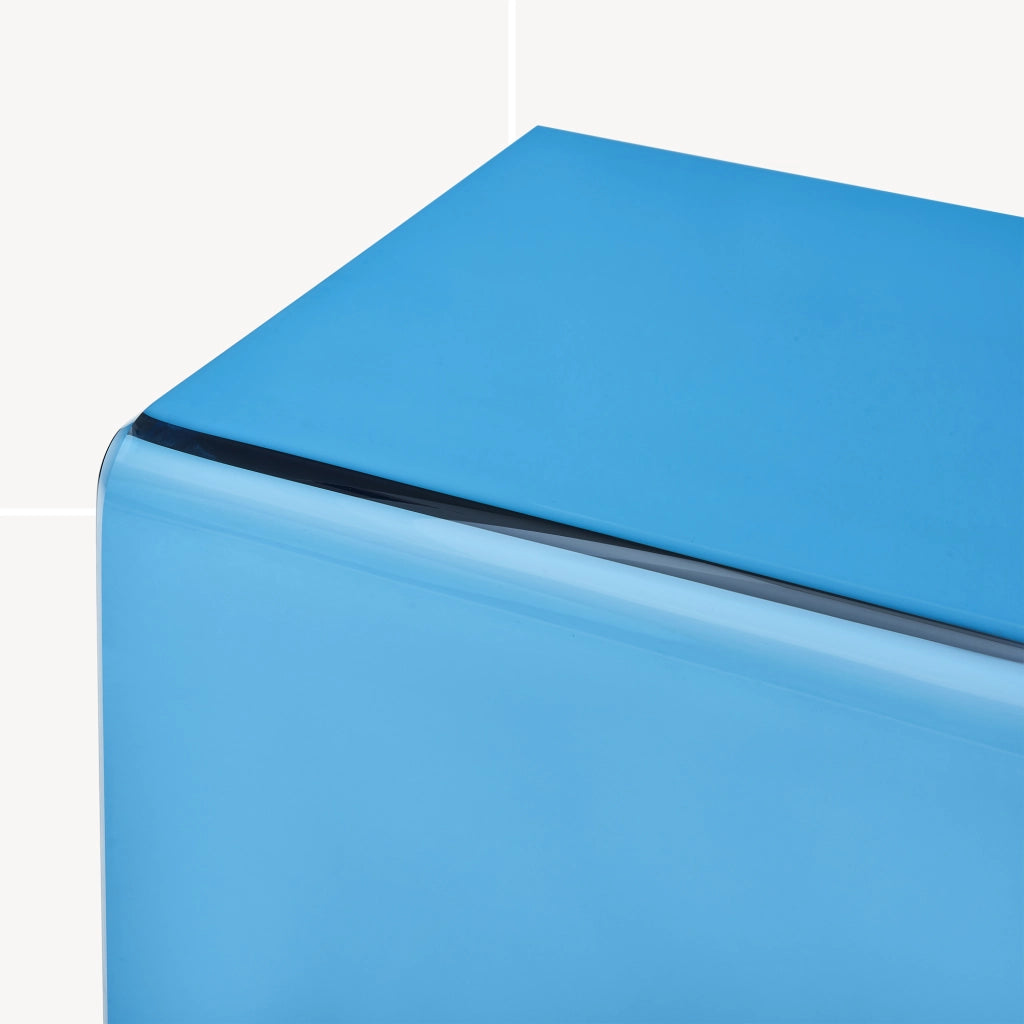 Tavolino Laterale Trölmapilu a Forma di C in Vetro 60 x 40 x 40 cm - Blu [en.casa]