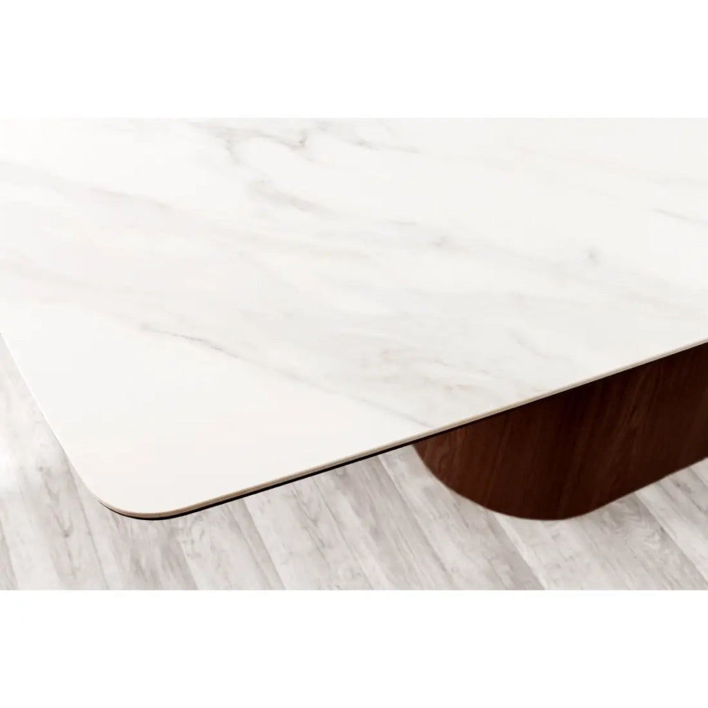 Tavolo rettangolare LUMEA – 200 cm – Piano in ceramica effetto marmo bianco e piede in legno scuro – Stile contemporaneo