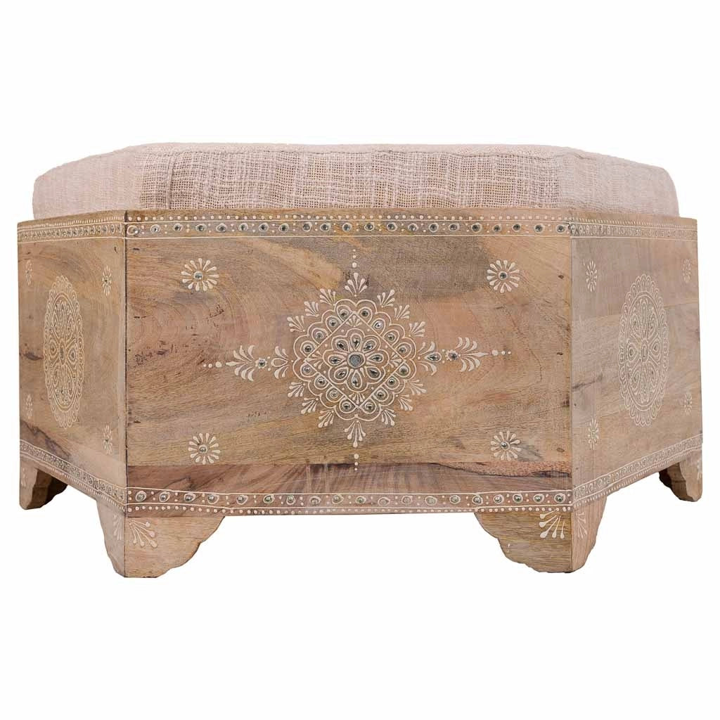 Sgabello in legno dipinta a mano con cuscino marrone 70x60x29h