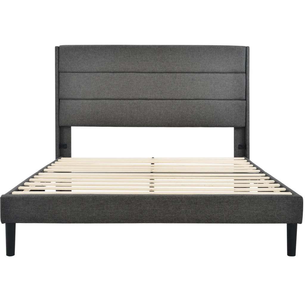 Letto matrimoniale imbottito 140x200 cm con testiera e rete a doghe; tessuto grigio scuro