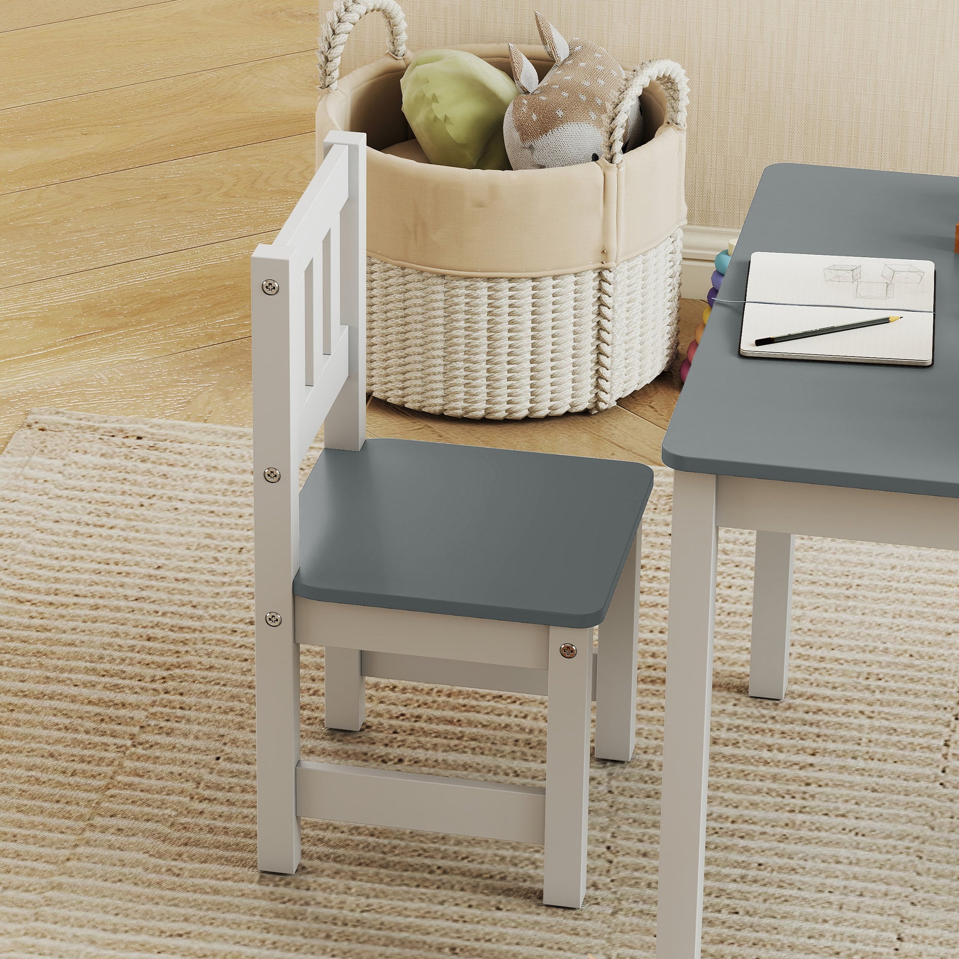 Set Tavolo e Sedie per Bambini da 3-8 Anni in Legno con Bordi Arrotondati Grigio e Bianco