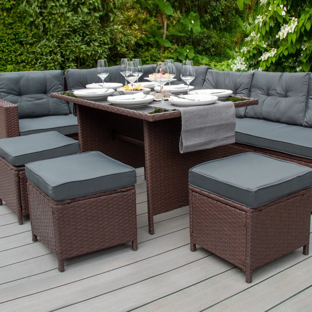 Set d'angolo in rattan Mobili da giardino Marrone Divano Sgabelli Tavolo Cuscini impermeabili 9 Posti