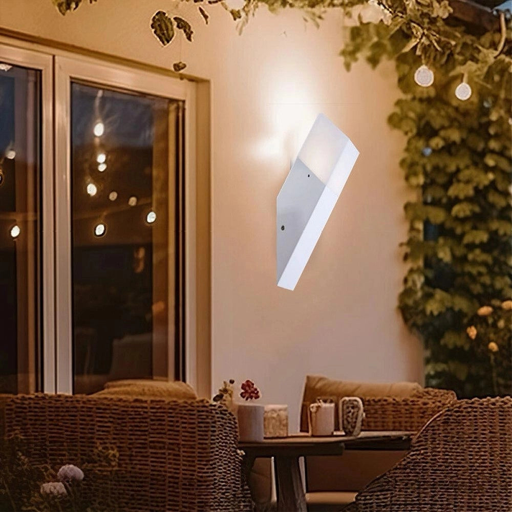 Trade Shop - Applique A Muro Obliquo Esterno Attacco E27 In Alluminio Lampada Parete Ip44 B250 - Bianco
