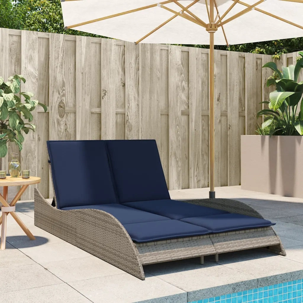 Lettino Prendisole con Cuscini Grigio 114x205x73 cm in Polyrattan 368293