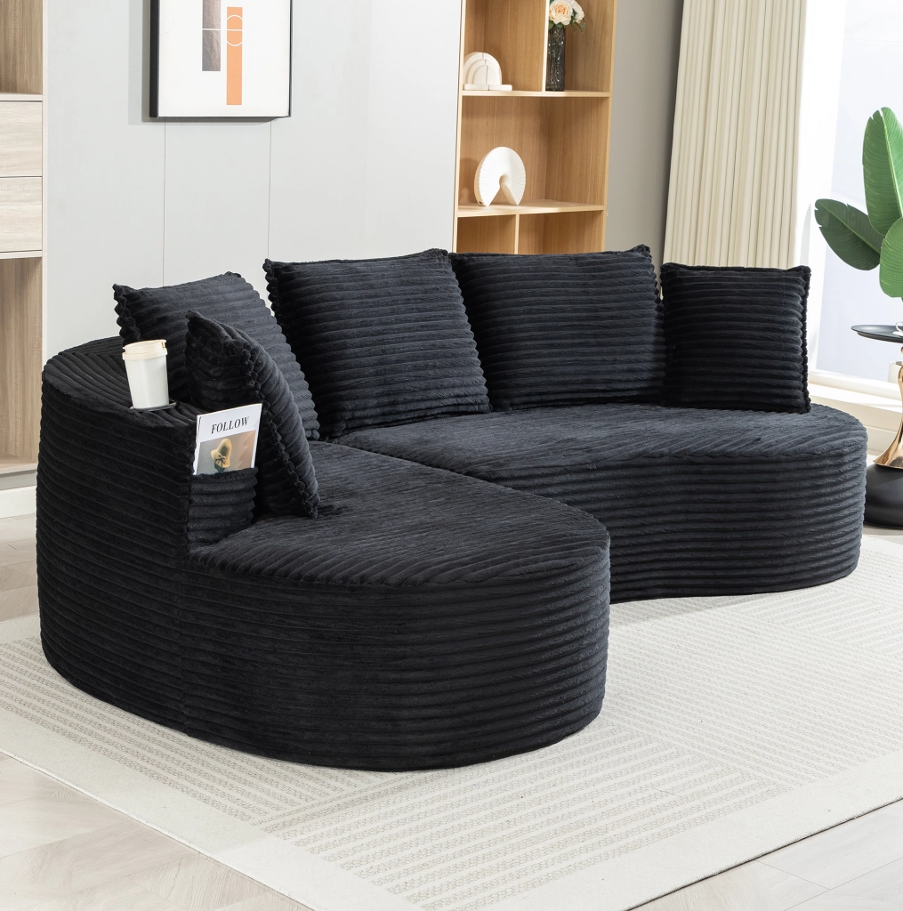Divano ad arco in velluto a coste nero con portabevande e tasche laterali; 250×152×82 cm
