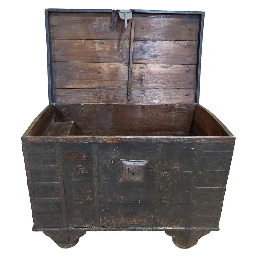 Baule in legno fatta a mano 120x72x82h cm