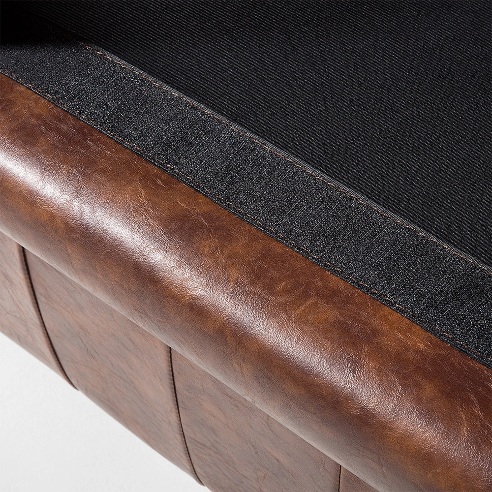 Divano Chesterfield Marrone Ecopelle Gambe Nere 3 Posti in stile moderno