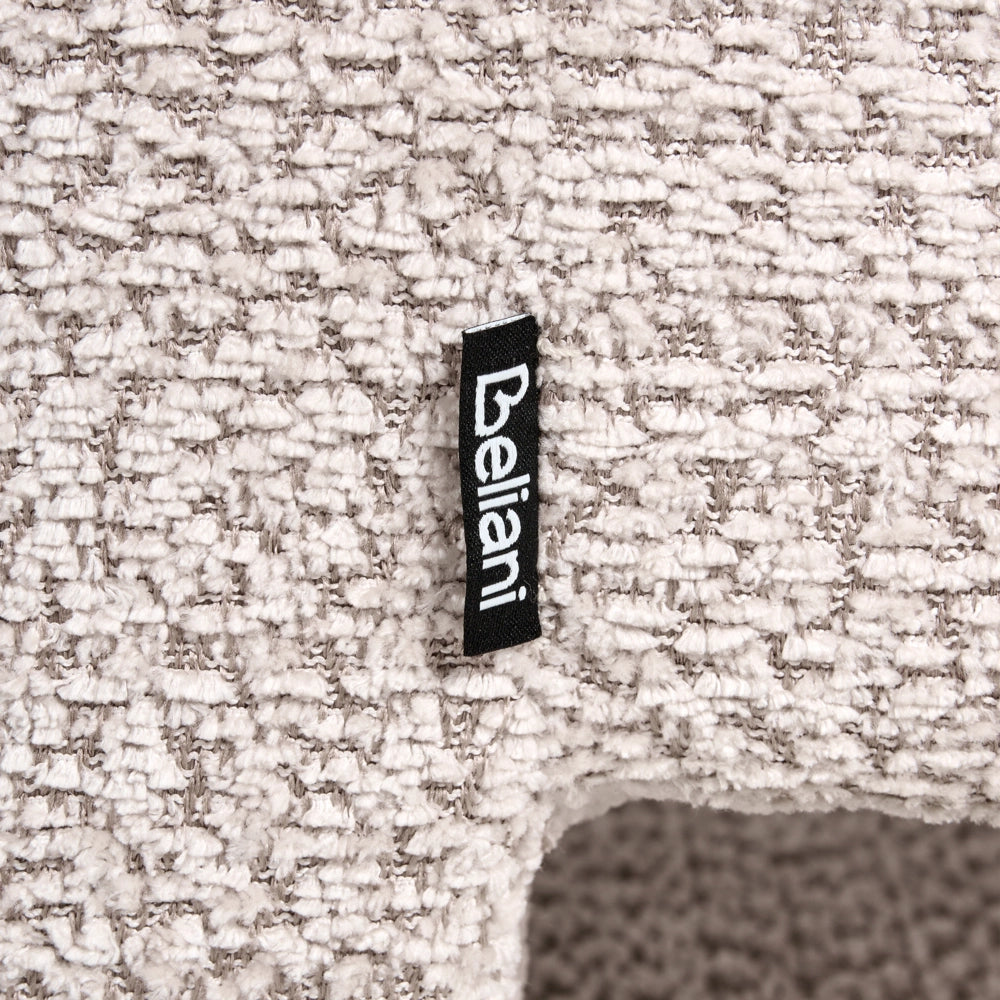 Poltrona Beige Poliestere Ciniglia con Braccioli Seduta Ampia Soggiorno Moderno