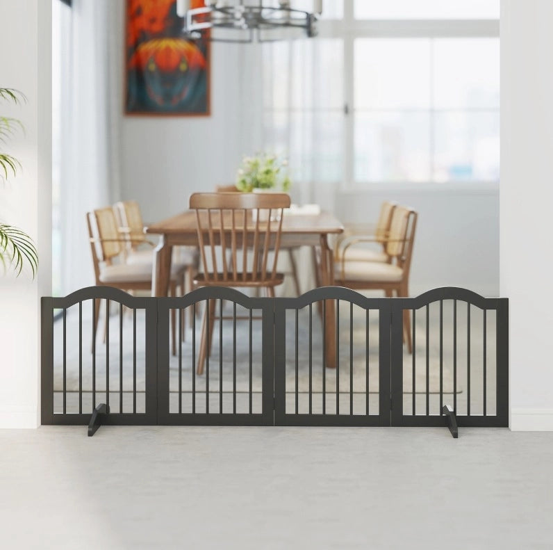 Cancello per cani pieghevole 208x61 cm con piedi di supporto in legno nero