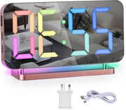 Orologio digitale con 10 modi di illuminazione RGB, display a 11 colori, 74 pollici, con funzione di automatico abbassamento del livello di illuminazione, porta di ricarica USB-C, 5 livelli di volume, orologio da tavolo.