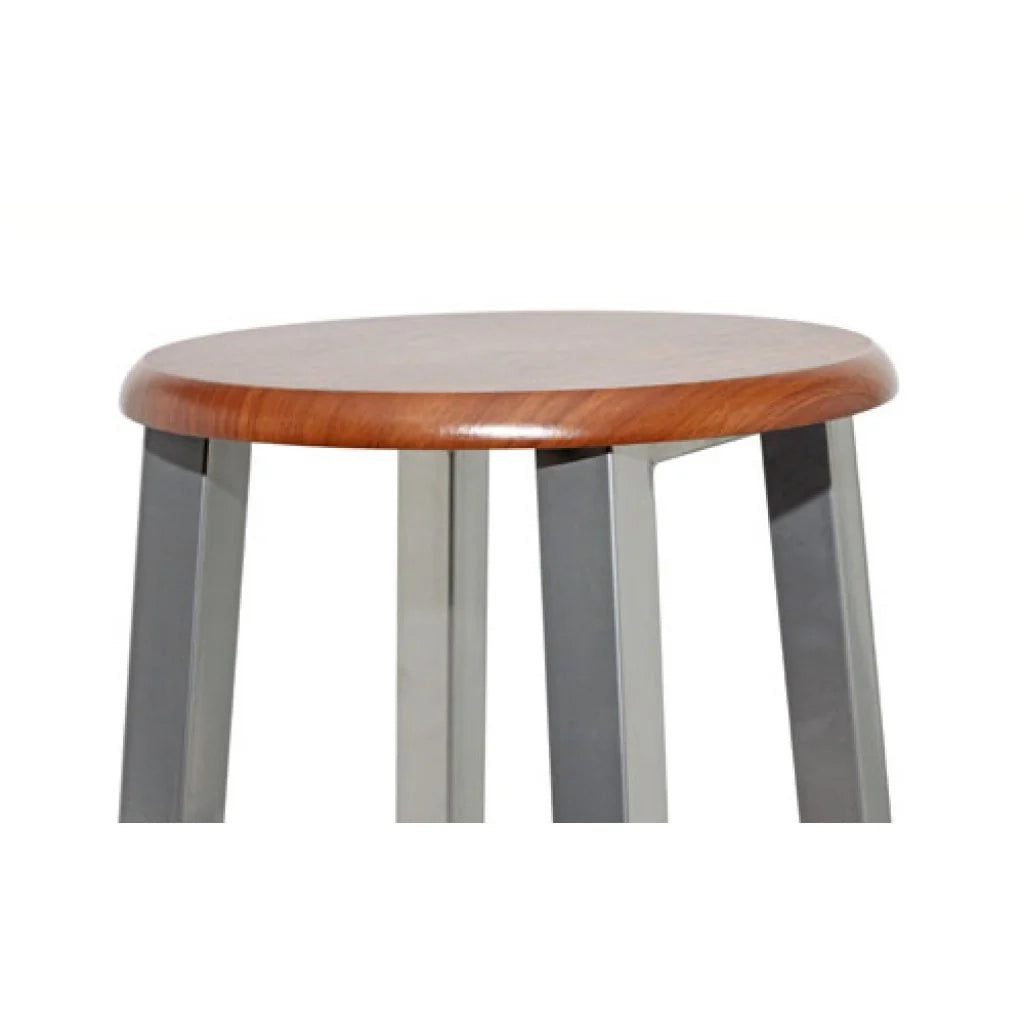 Set di due sgabelli da bar di design seduta in metallo con seduta in MDF 1202062