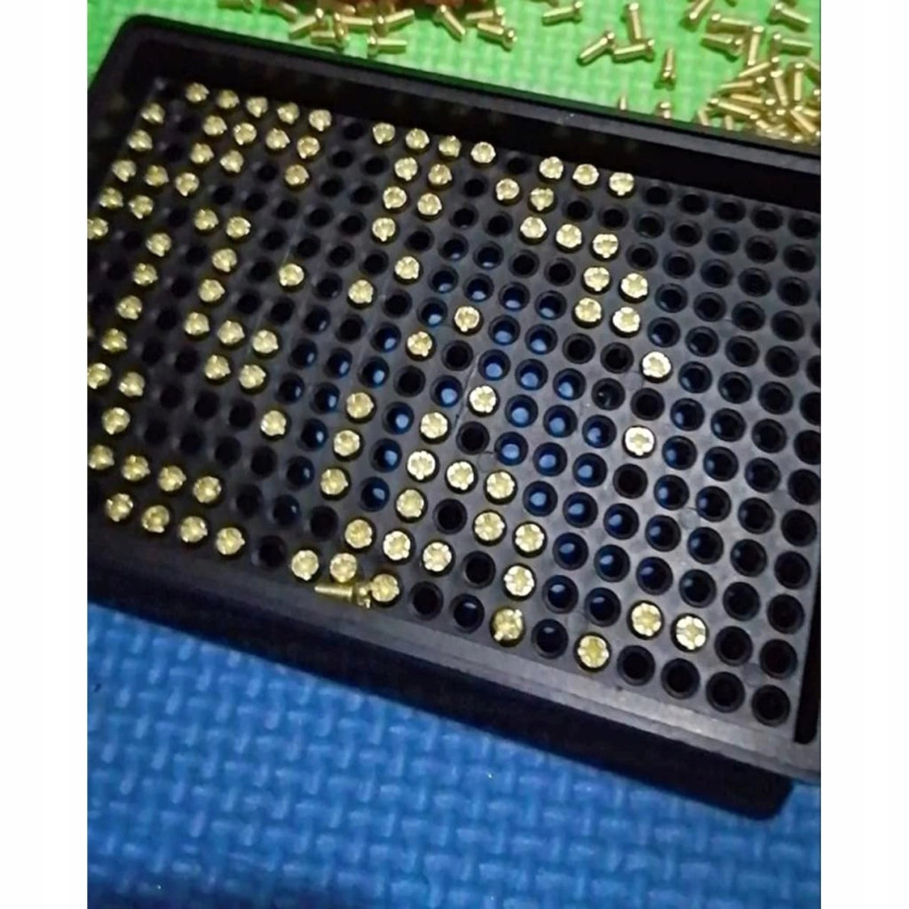Vassoio Antistatico ESD per Viti 1-1,5mm – 459 Fori | Materiale PP Antistatico | Uso in Elettronica e Fai da Te