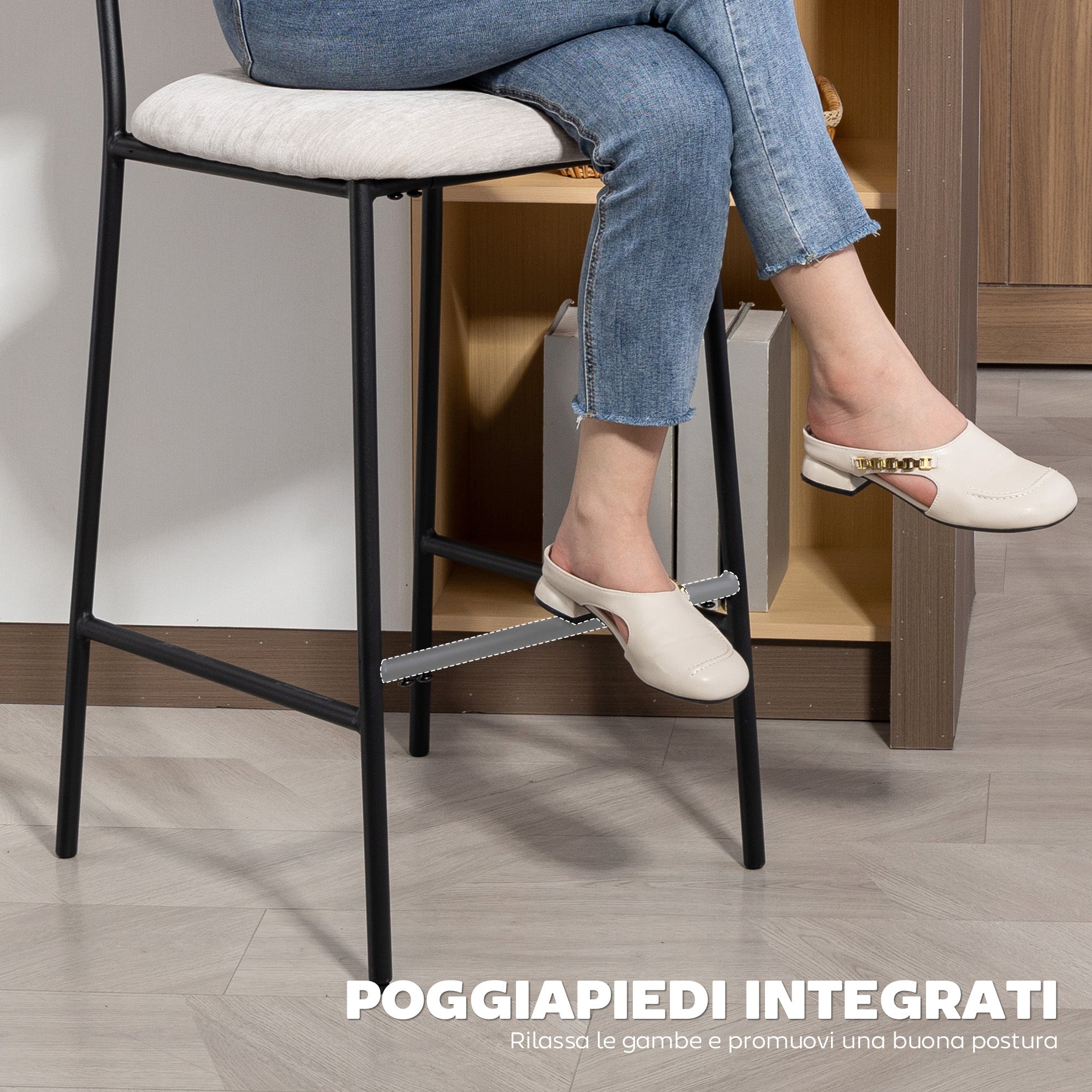 Set 2 Sgabelli da Bar con Schienale Alto Poggiapiedi e Rivestimento in Ciniglia Crema