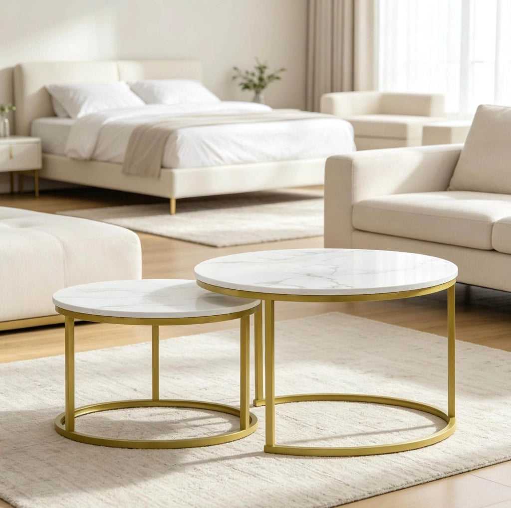 Set di 2 tavolini da caffè impilabili oro e bianco effetto marmo