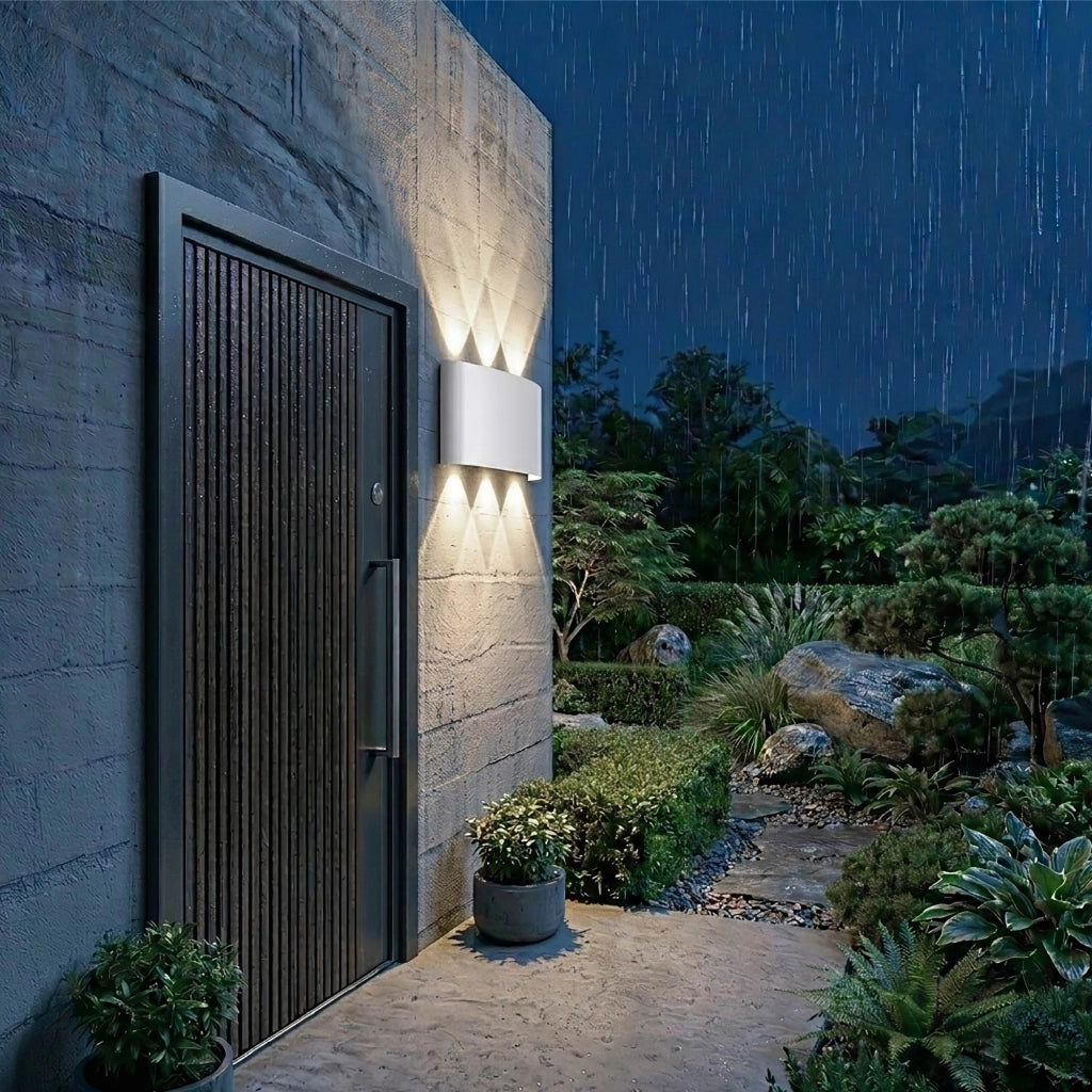 Set 2 Pezzi Applique LED da Parete 6 LED Design Mezzaluna IP65 Interno/Esterno Luce Naturale o Fredda Nero o Bianco Luce Naturale - Bianco