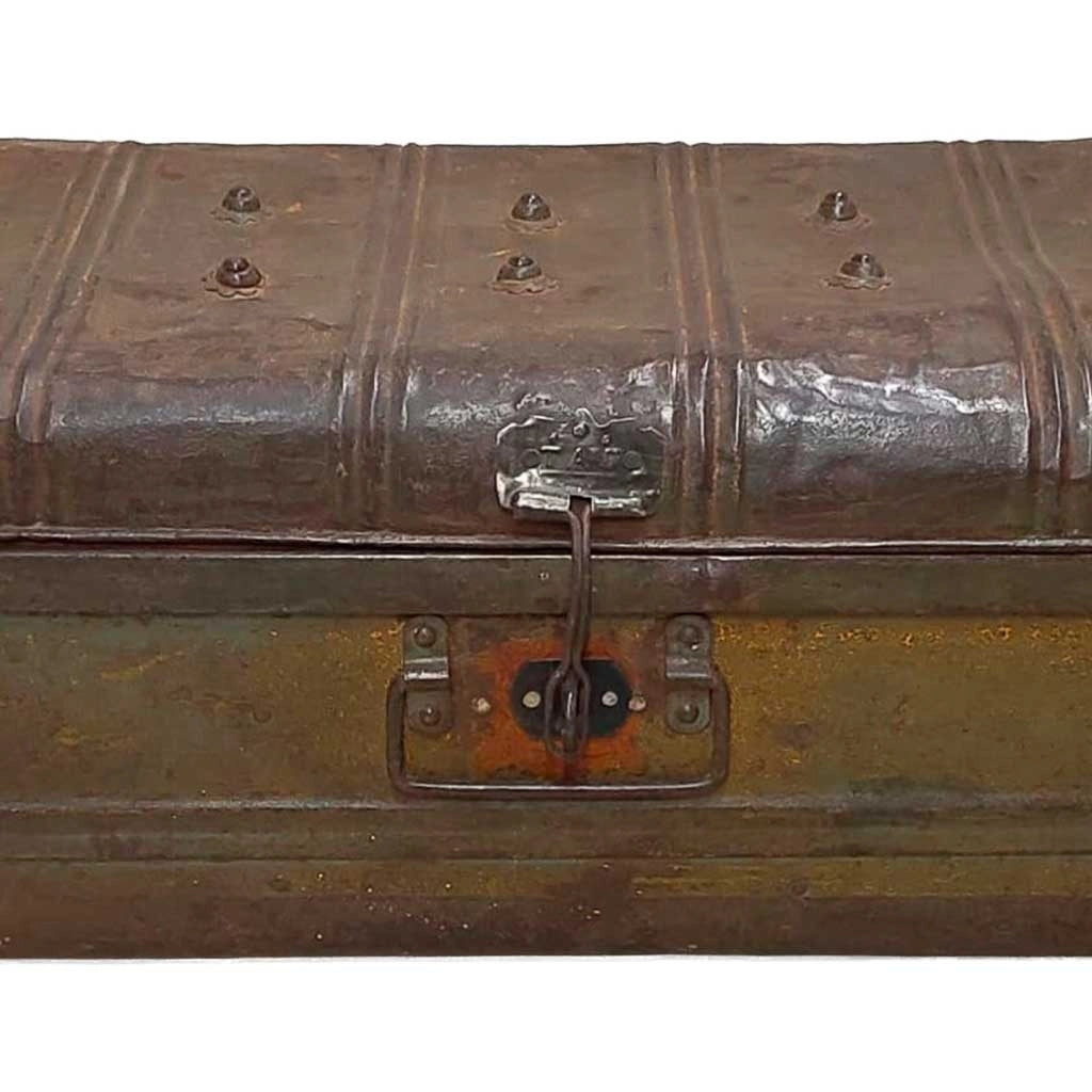 Valigia artigianale in metallo, 67x37x25h cm