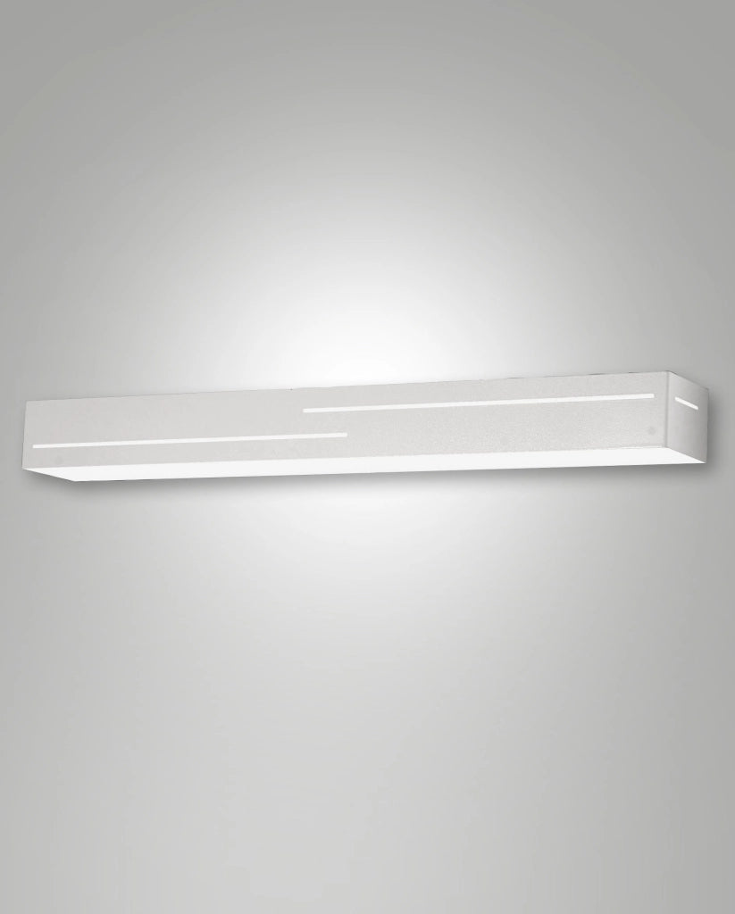 Lampada da Parete Banny LED Integrato 24W 2260 lm 3000K Bianco - Design Moderno in Metallo e Metacrilato per Illuminazione Interni