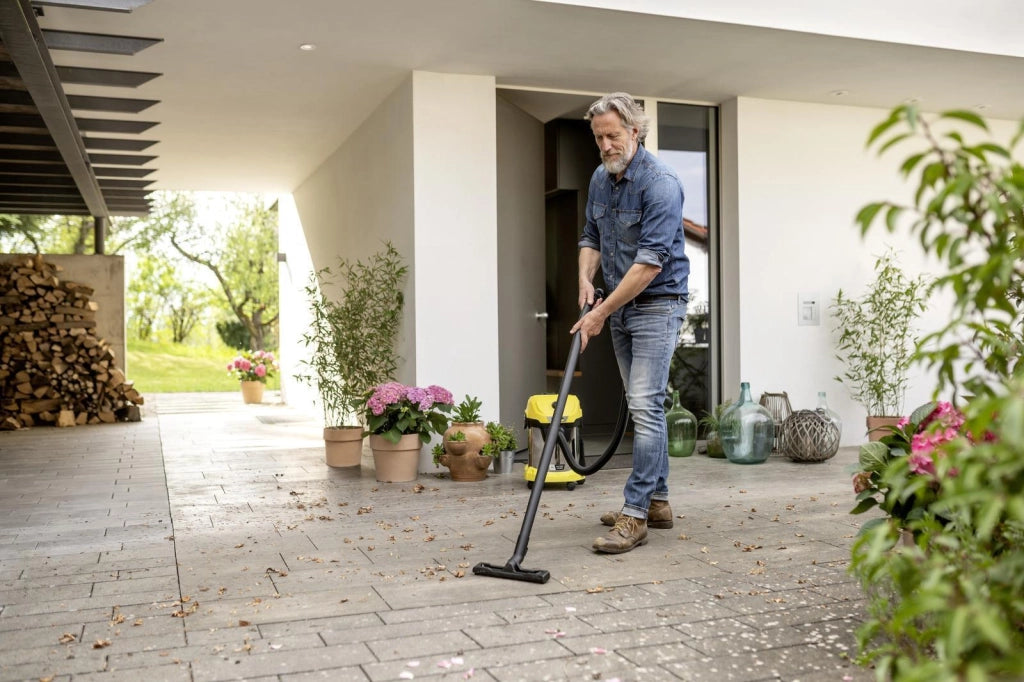 Kärcher WD 3-18 Aspirapolvere a Cilindro Secco e Bagnato 18V 5Ah 17 L 225 W Senza Fili IPX4 colore Giallo Acciaio Inox