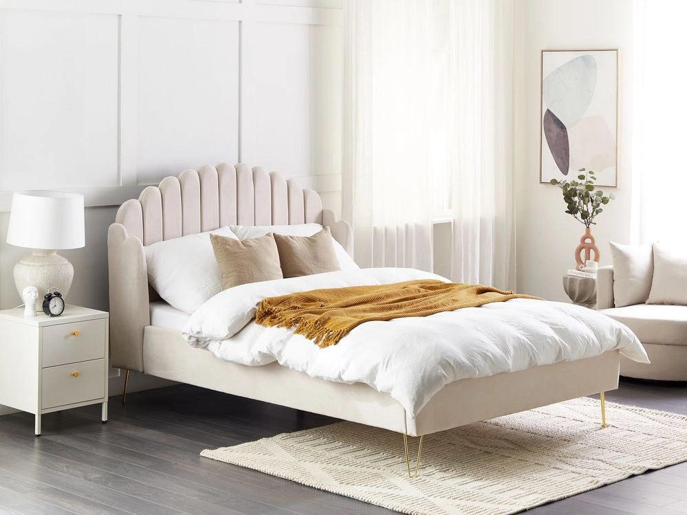 Letto con rete in tessuto poliestere beige chiaro 140 x 200 cm gambe in metallo testata retro capitonné