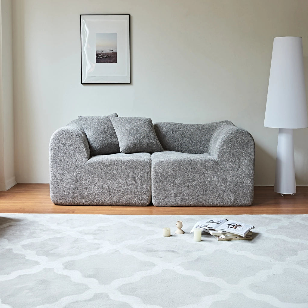 Divano a 2 posti in velluto con cuscini e base antiscivolo, design compatto per soggiorno e ufficio grigio