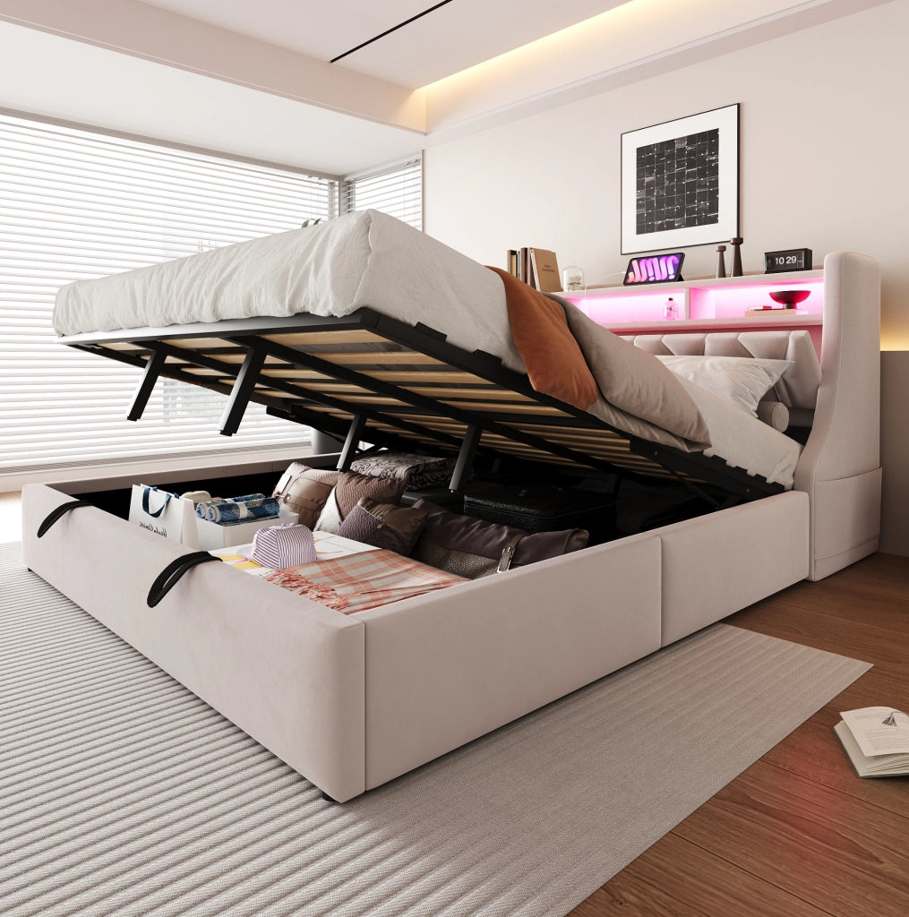 Letto matrimoniale 180x200 cm in velluto beige con contenitore; LED e testiera con prese USB/C