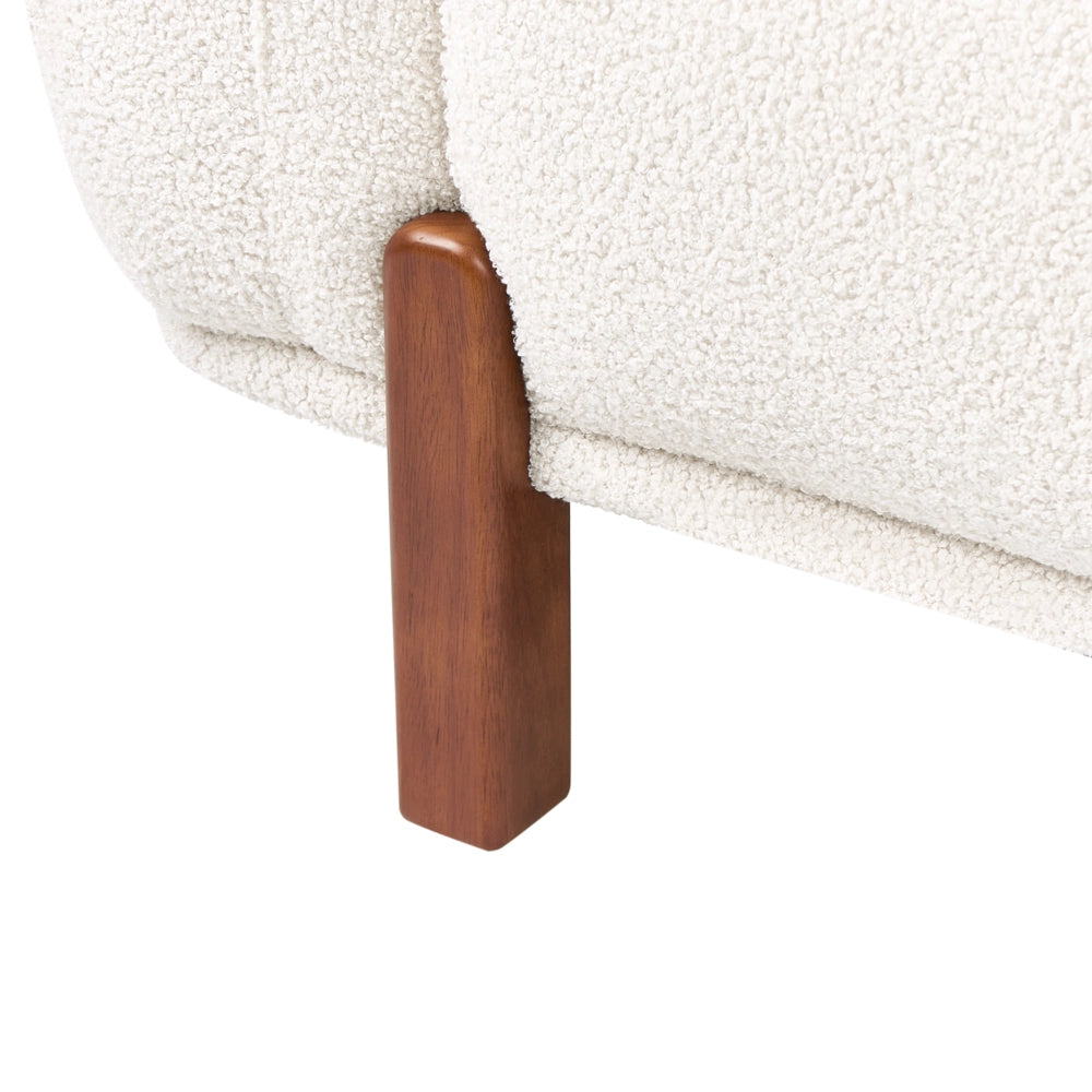 Divano a 2 posti imbottitura bouclé bianco morbido moderno organico basso curvilineo