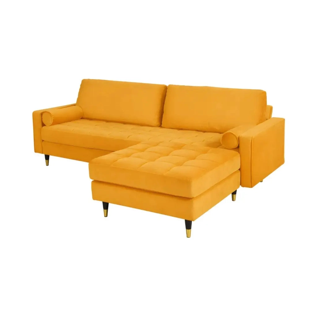 Divano ad angolo reversibile KOLIRI giallo – Divano design in velluto con pouf abbinato
