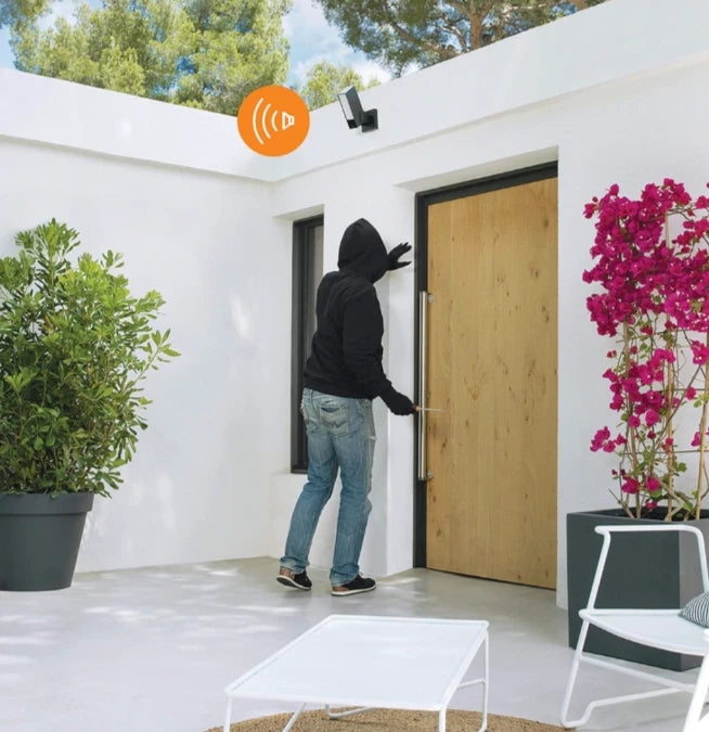 Netatmo, telecamera esterna intelligente con sirena - NOC-S-FR- Wi-Fi Nero