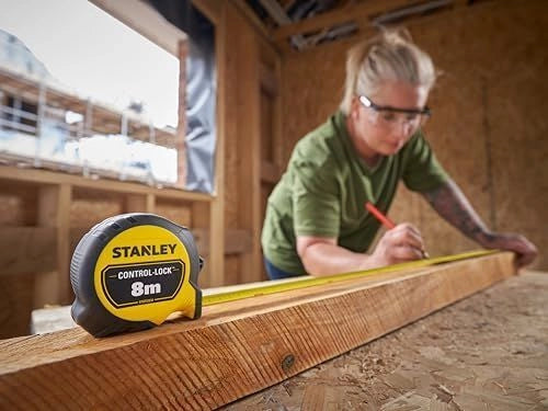 Stanley STHT37232-0 Control-Lock Flessometro 8 m nastro 25 mm Blade Armor magnete rimovibile Classe II