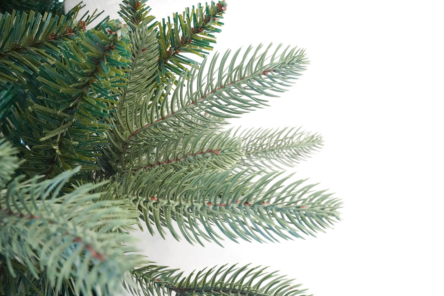 Albero di Natale Artificiale 240 cm 84 Rami  Acero del Gargano Verde