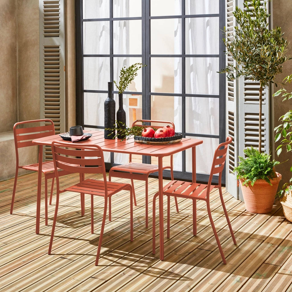 Set tavolo da giardino bistrot in metallo con 4 sedie, 120cm, rosa