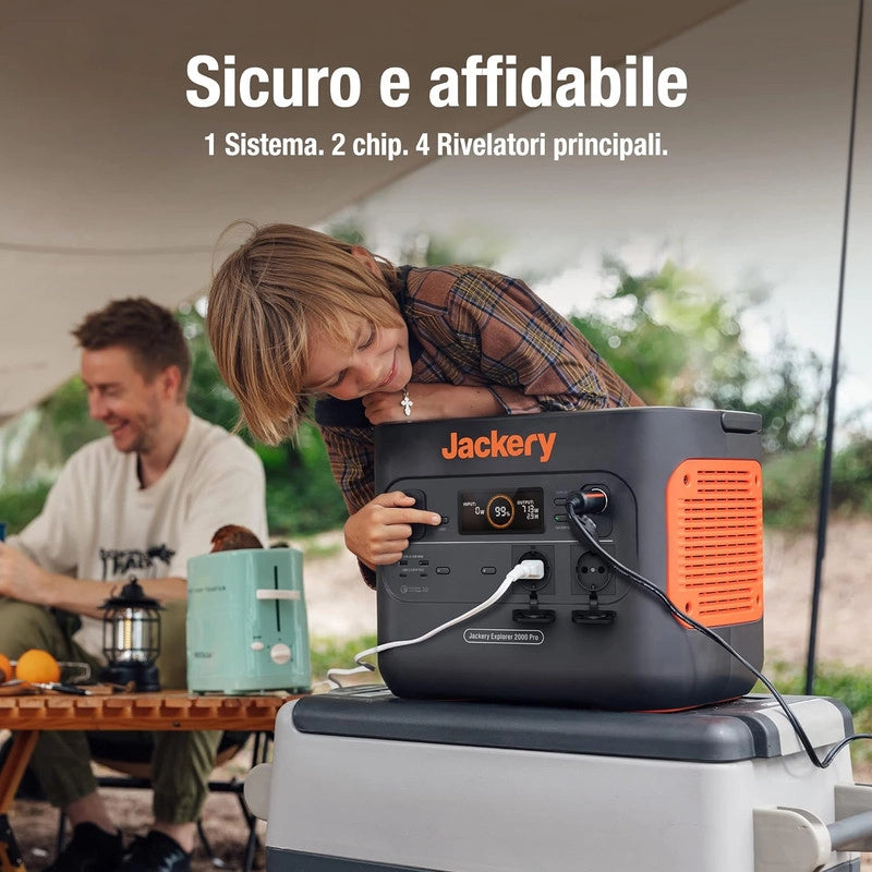 Centrale elettrica portatile Jackery Explorer 2000 PRO.  pacco batteria solare al litio mobile. per campeggio