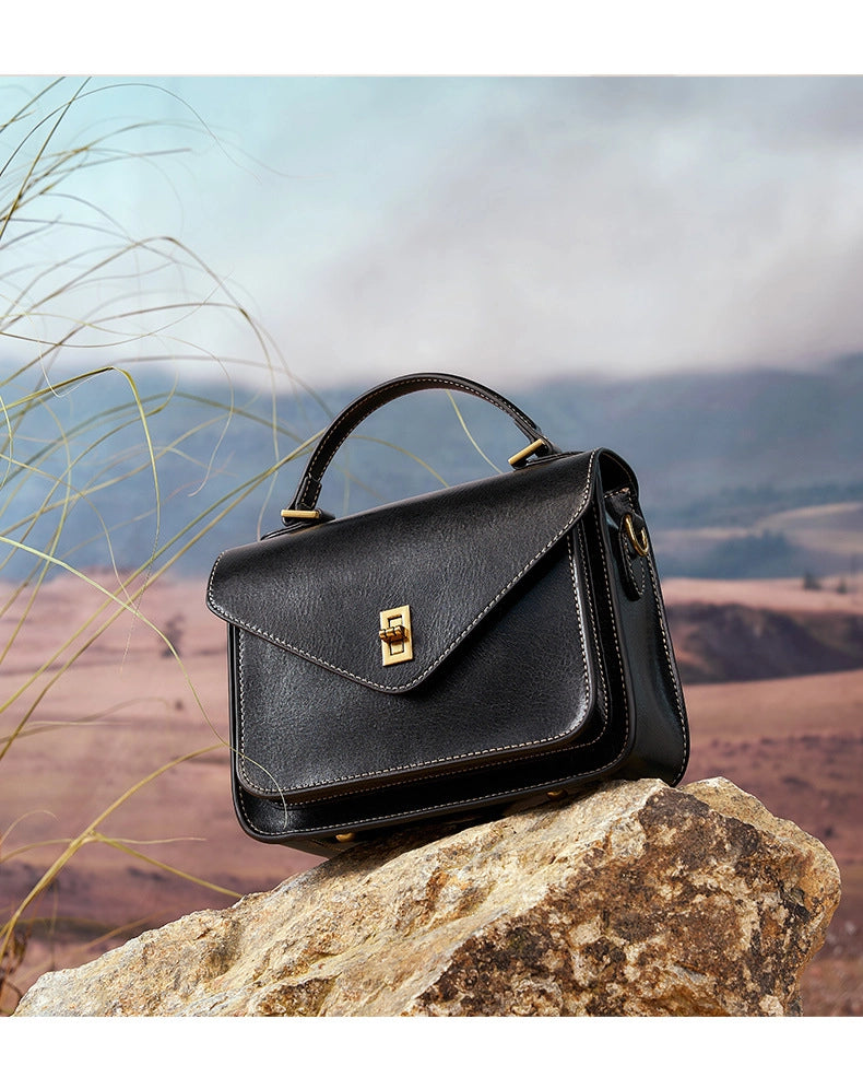 Borse e borsette estive in vera pelle e paglia, pochette a tracolla, borsa da spiaggia nera
